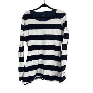 Lululemon Every Yogi Reversible Navy Top M Athletic Training Casual Preppy Chic